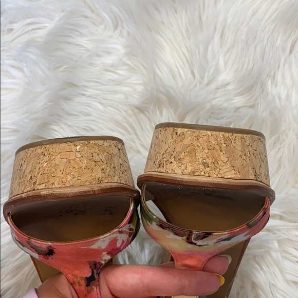 Steve Madden floral print wedges - Picture 7 of 8